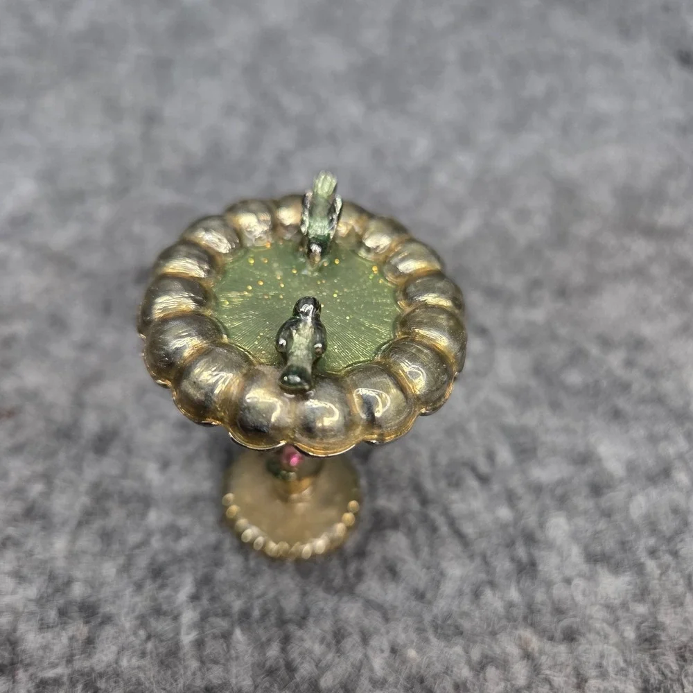 Rare Vintage Minature MONET BIRD BATH Hinged Enameled Trinket Box Good Shape